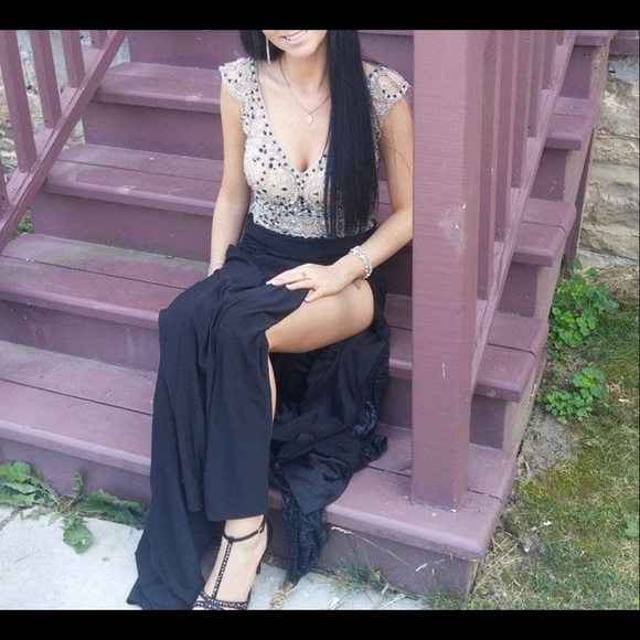 Prom / Grad dress - Picture 3 of 6